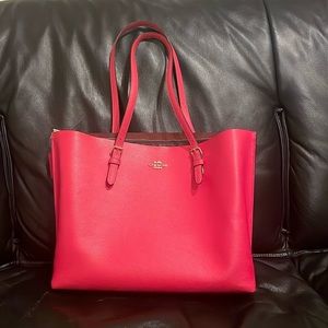 Like new! Mollie Tote Coach Bag